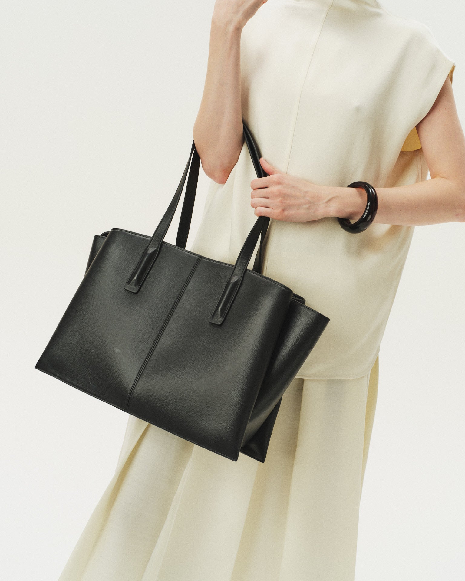The Essential Tote - Pecan